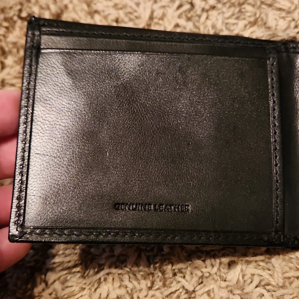 Kenneth Cole Reaction RFID Black Leather Wallet